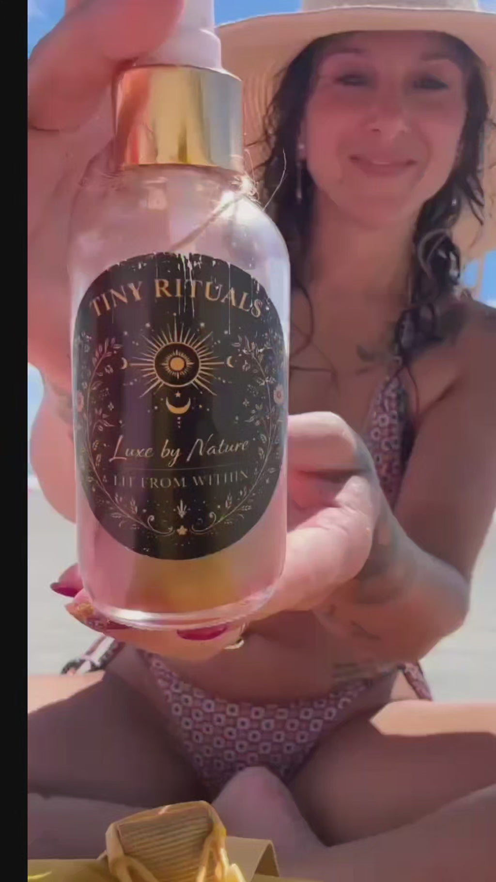 🩷FAN FAN!  🌹Rose Hydrosol Shimmer Elixer w/ Collagen Peptides & Hyaluronic Acid