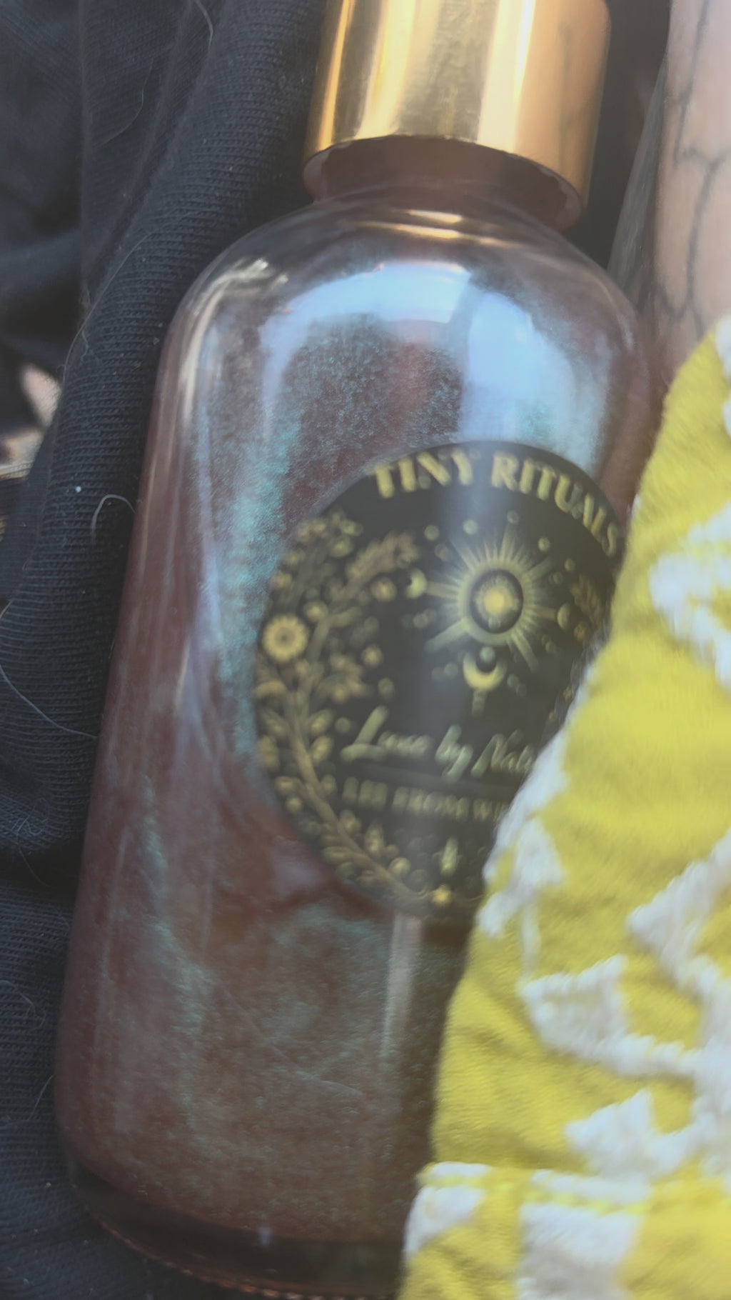 Rose Hydrosol Shimmer Elixer w/ Collagen Peptides & Hyurlonic Acid