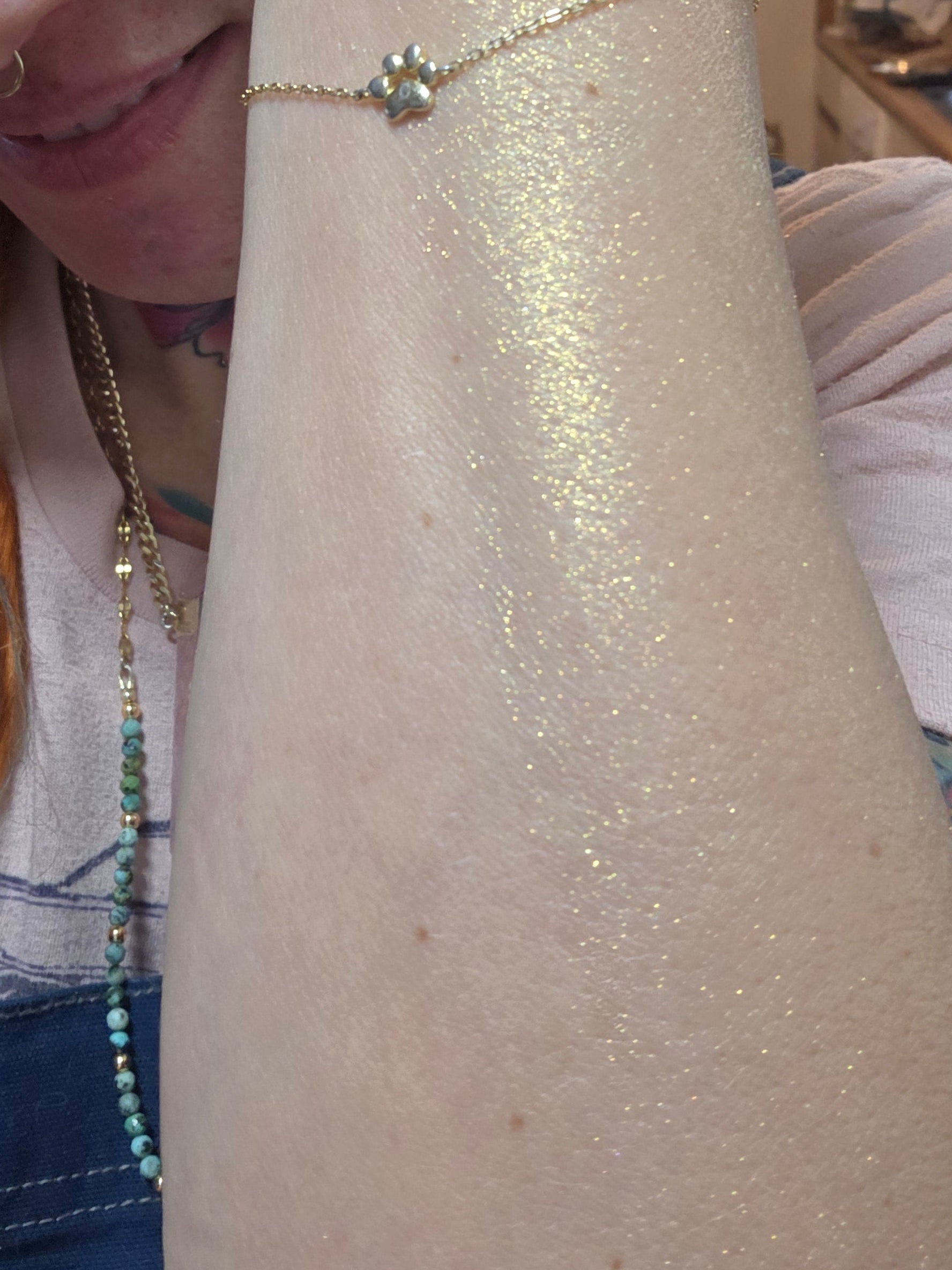 Rose Hydrosol Shimmer Elixer w/ Collagen Peptides & Hyurlonic Acid